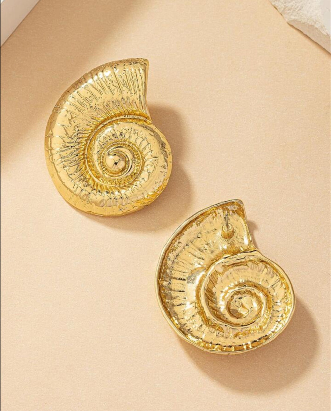 She Shell Earrings